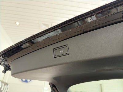 2026 Volkswagen Tiguan SEL R-Line Turbo 4MOTION