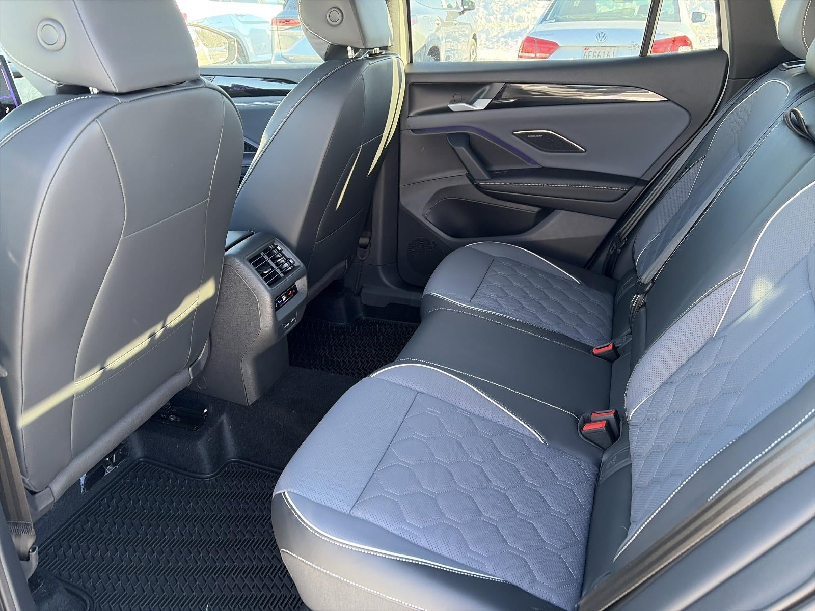 2026 Volkswagen Tiguan 2.0T SEL R-Line Turbo 4MOTION