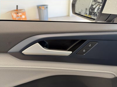 2024 Volkswagen Taos SE 4MOTION