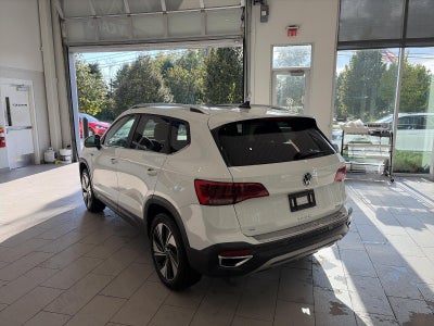2024 Volkswagen Taos SE 4MOTION
