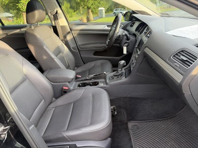 2015 Volkswagen Golf 4dr HB Auto TSI SE