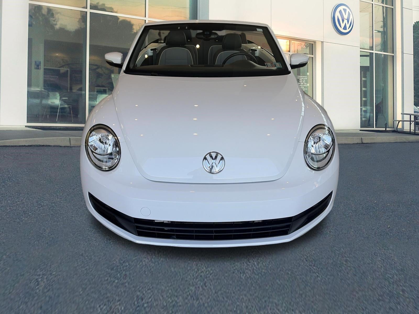 2016 Volkswagen Beetle Convertible 2dr Auto 1.8T Denim PZEV