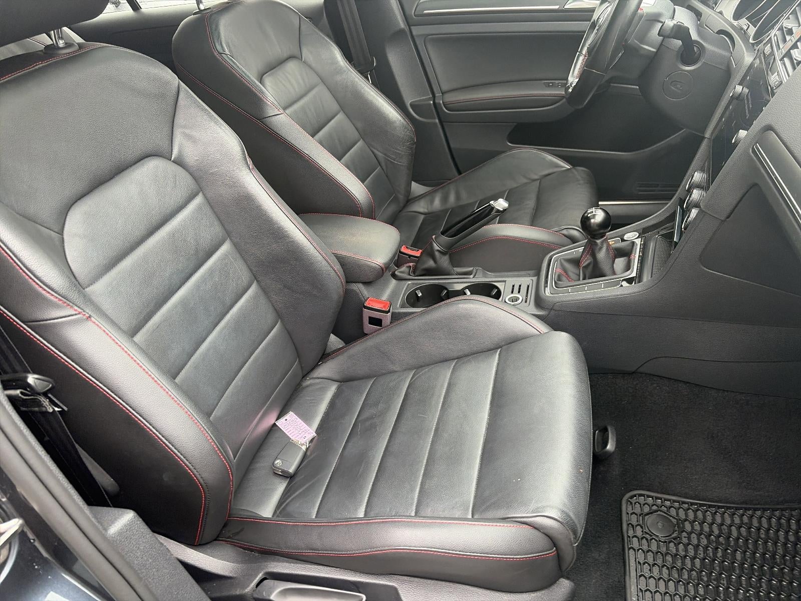 2018 Volkswagen Golf GTI 2.0T SE Manual