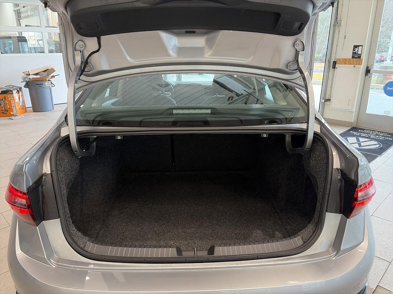 2025 Volkswagen Jetta S Auto