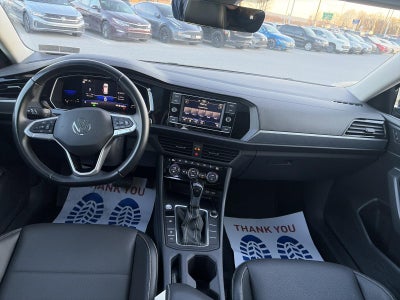 2022 Volkswagen Jetta SE Auto