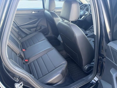 2022 Volkswagen Jetta SE Auto