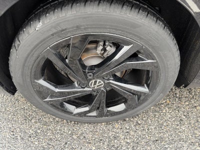 2025 Volkswagen Jetta SE Auto