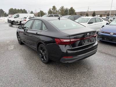 2025 Volkswagen Jetta SE Auto