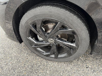 2025 Volkswagen Jetta SE Auto