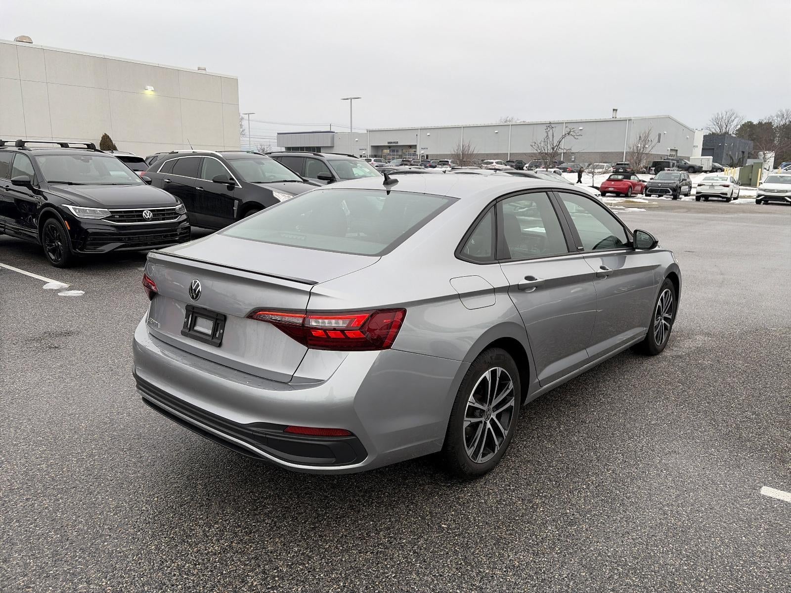 2024 Volkswagen Jetta Sport Auto