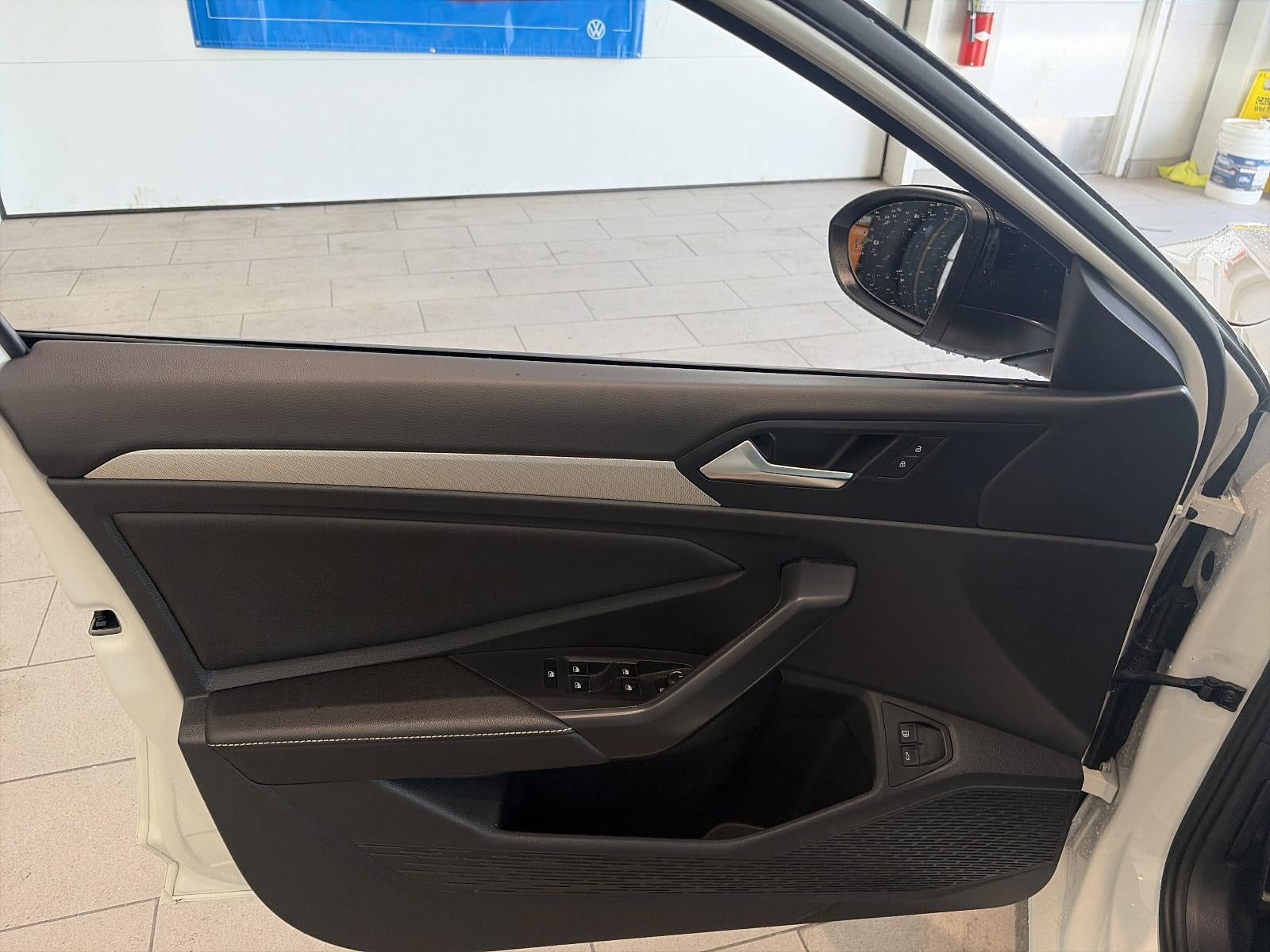 2024 Volkswagen Jetta Sport Auto