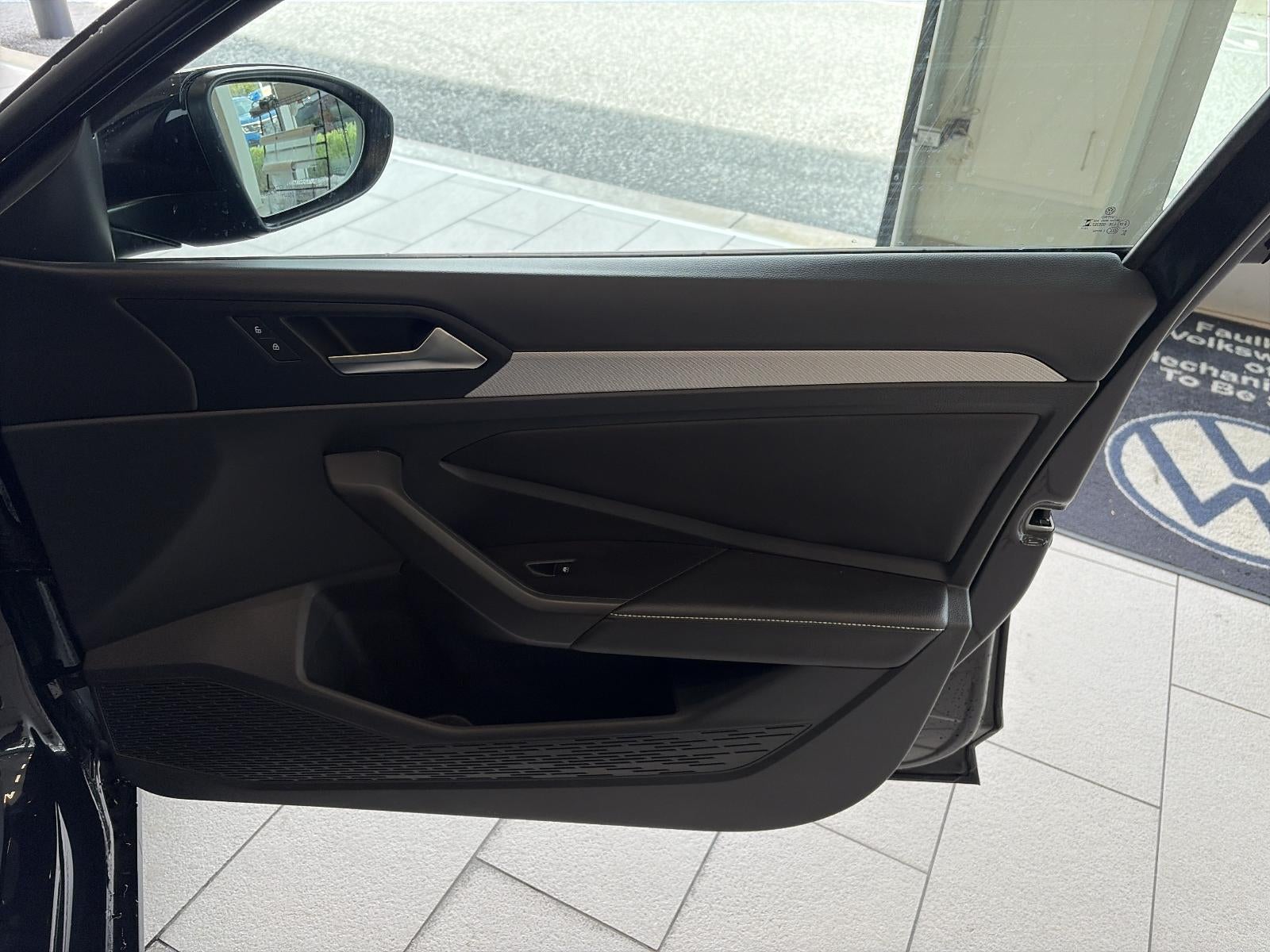 2024 Volkswagen Jetta Sport Auto