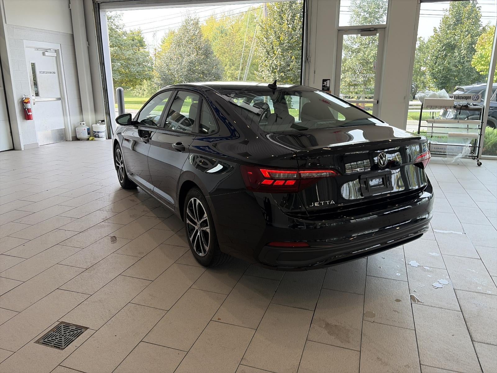 2024 Volkswagen Jetta Sport Auto