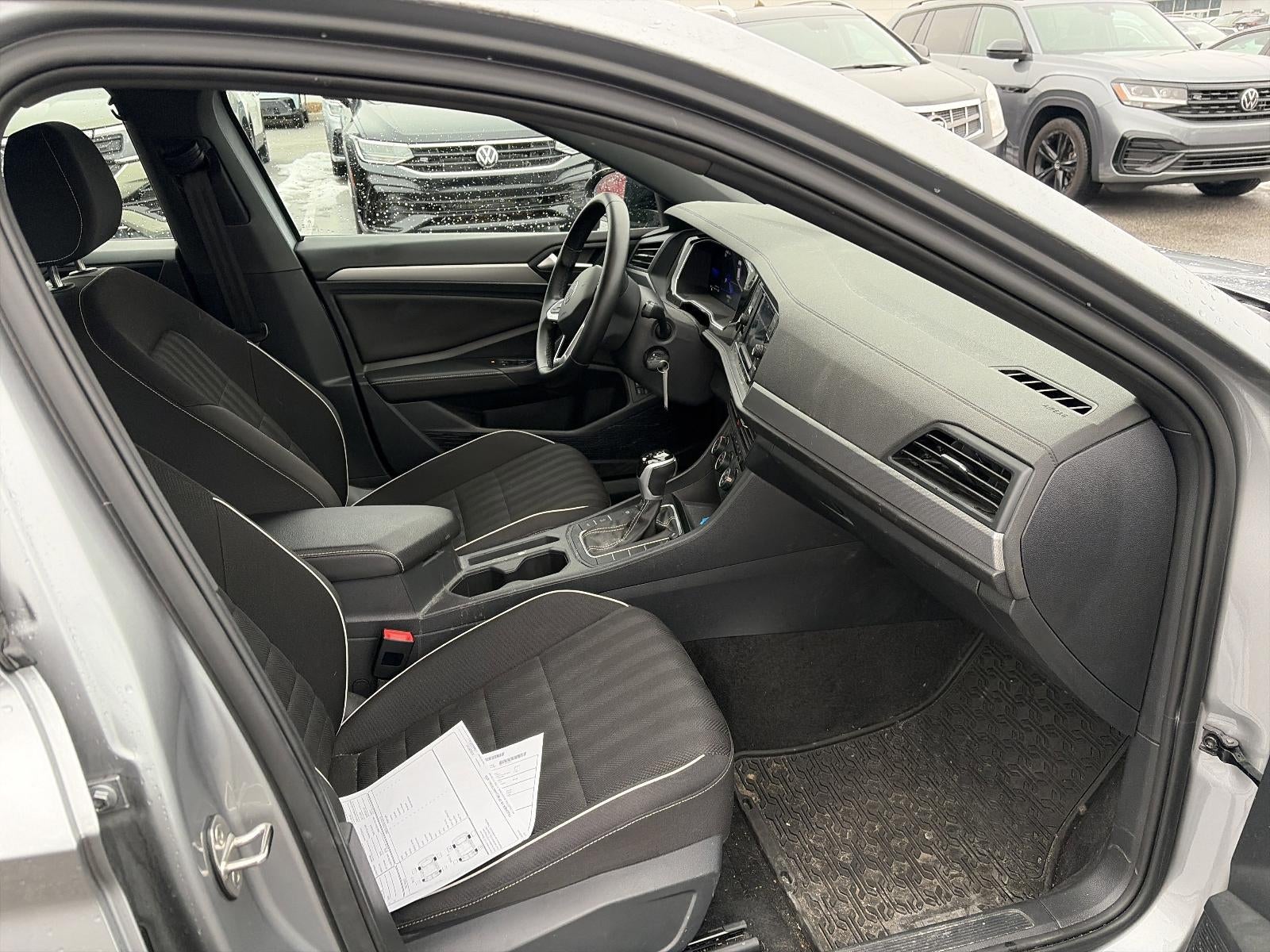 2023 Volkswagen Jetta Sport Auto