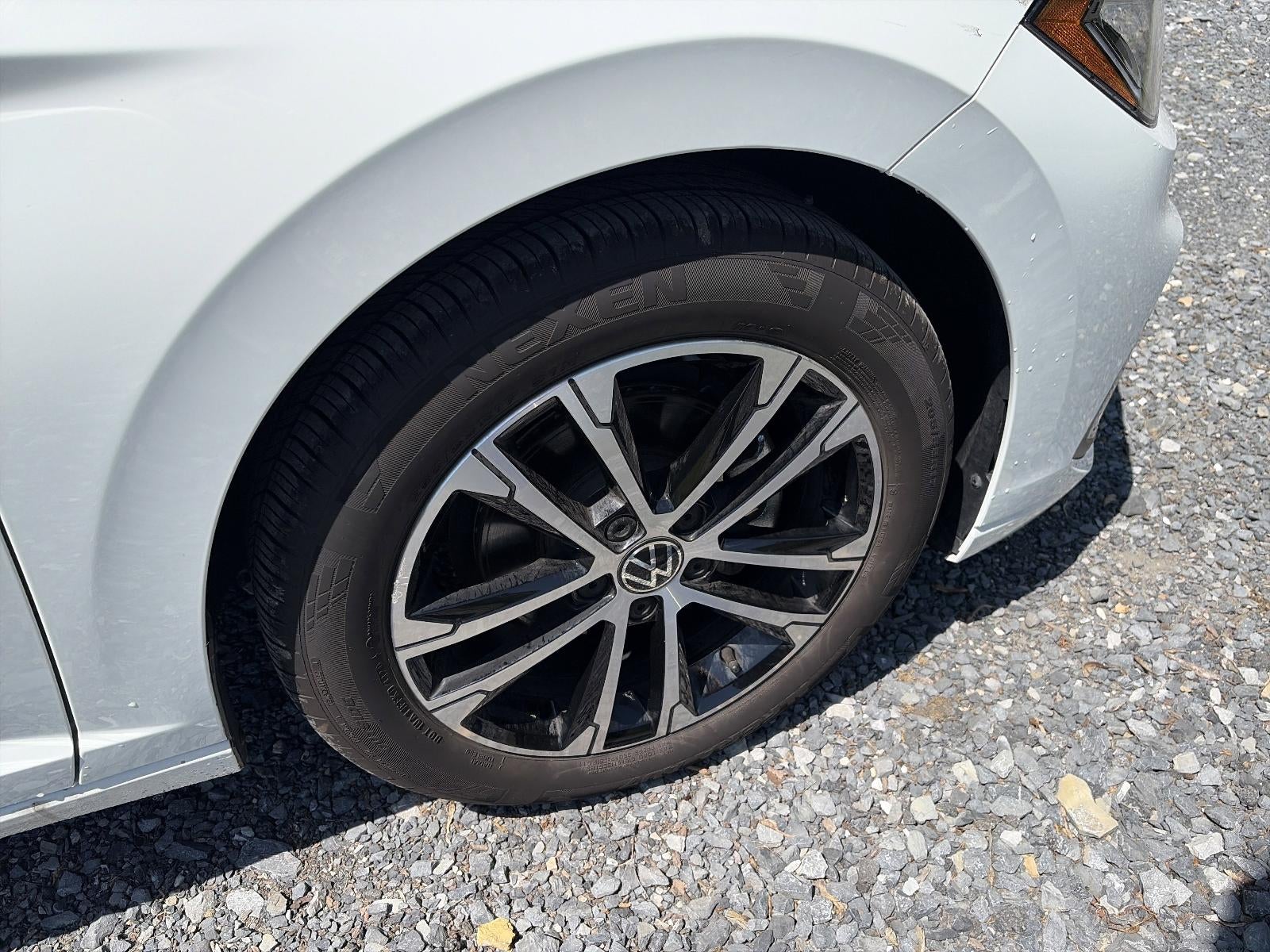 2025 Volkswagen Jetta Sport Auto