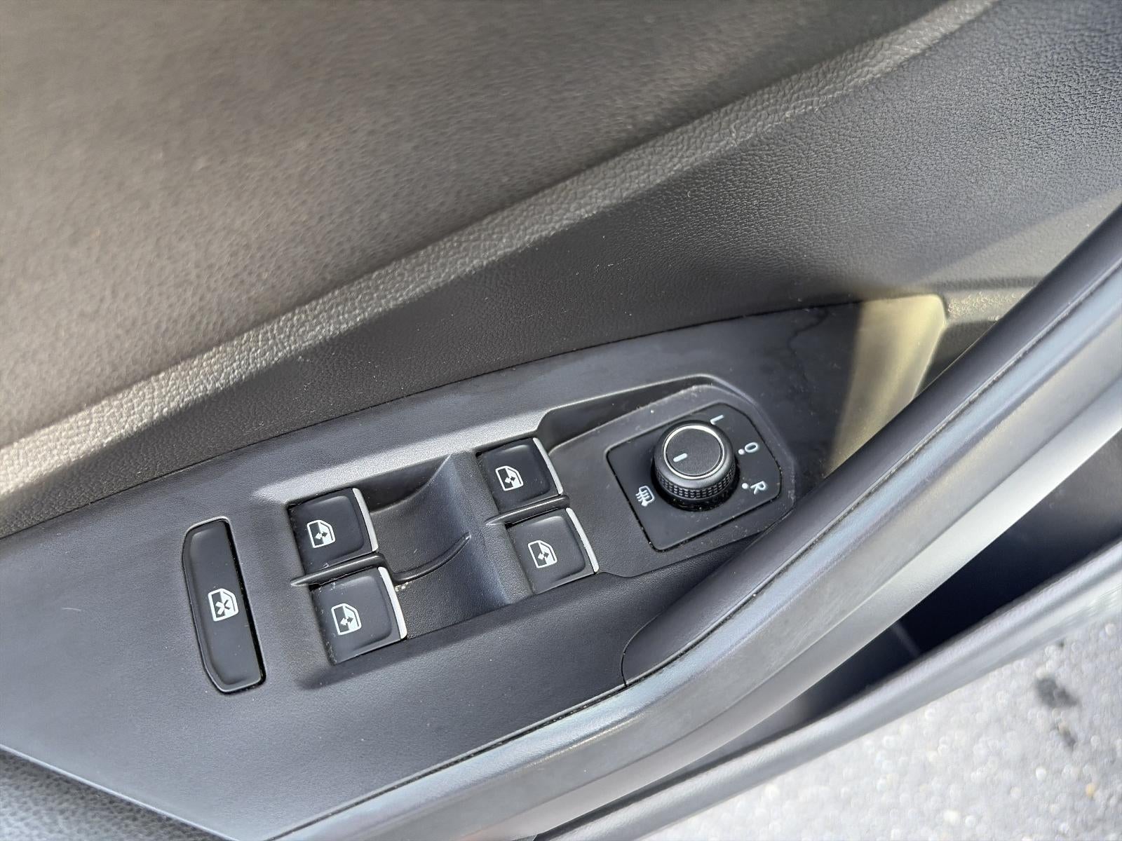 2021 Volkswagen Jetta SEL Auto