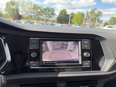 2024 Volkswagen Jetta SE Auto