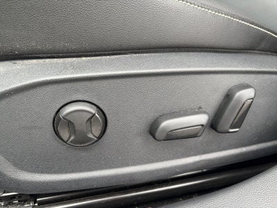 2025 Volkswagen Jetta SE Auto