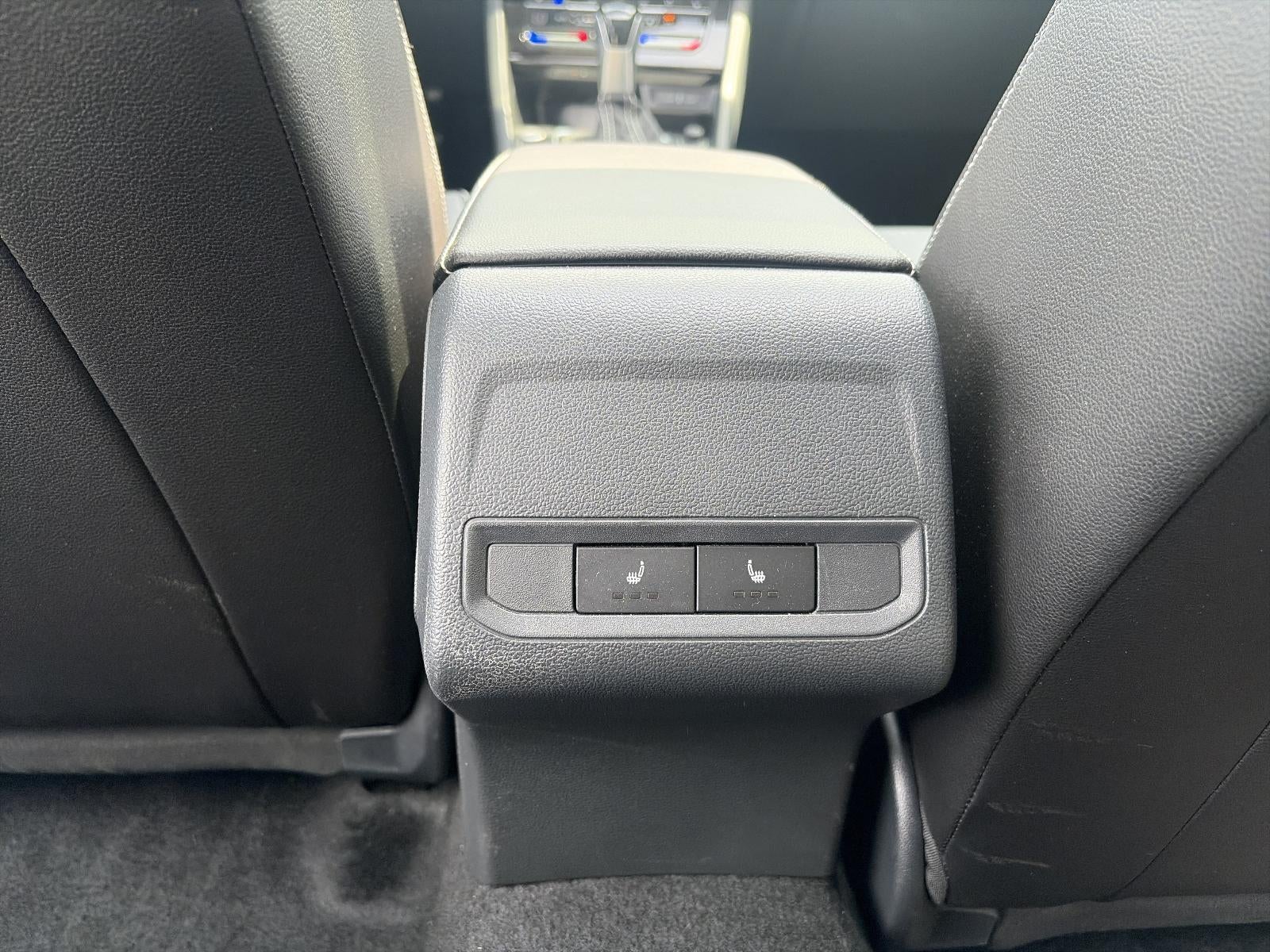 2025 Volkswagen Jetta SEL Auto