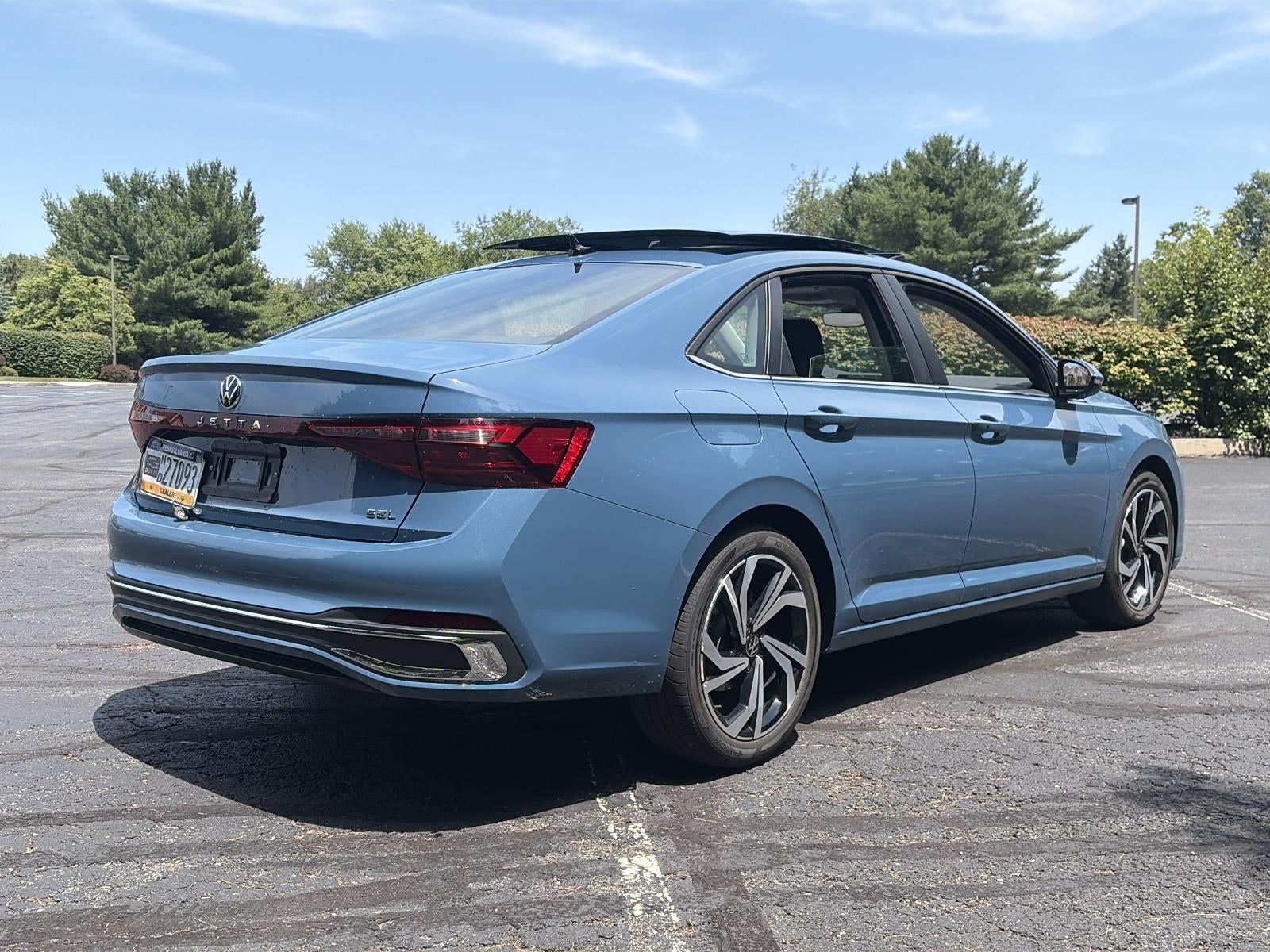 2025 Volkswagen Jetta SEL Auto