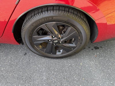 2021 Hyundai ELANTRA SEL IVT