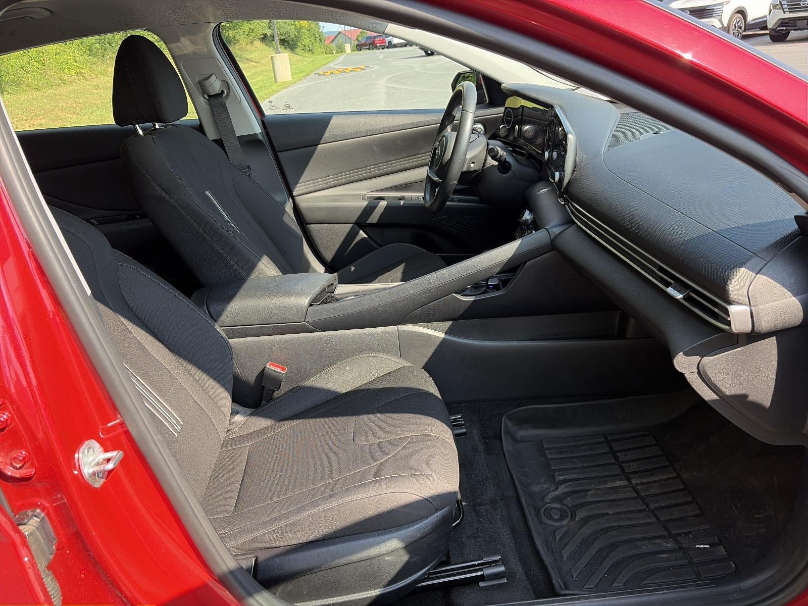 2021 Hyundai ELANTRA SEL IVT