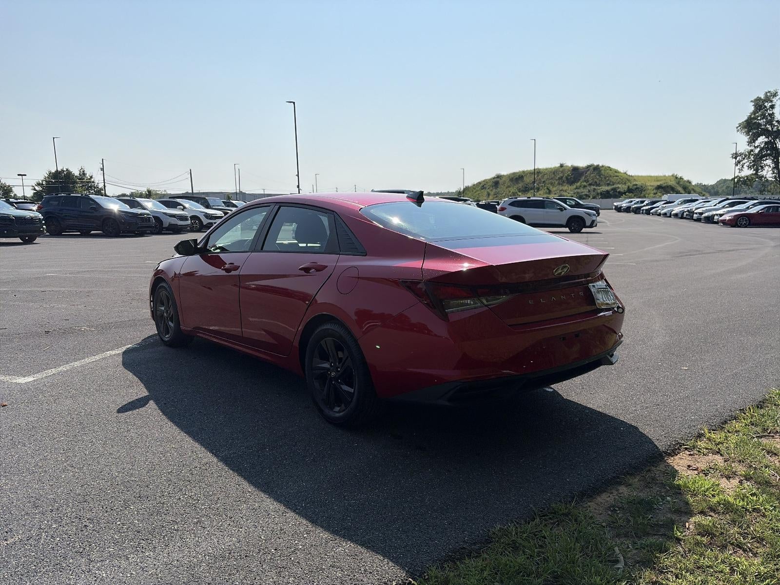 2021 Hyundai ELANTRA SEL IVT