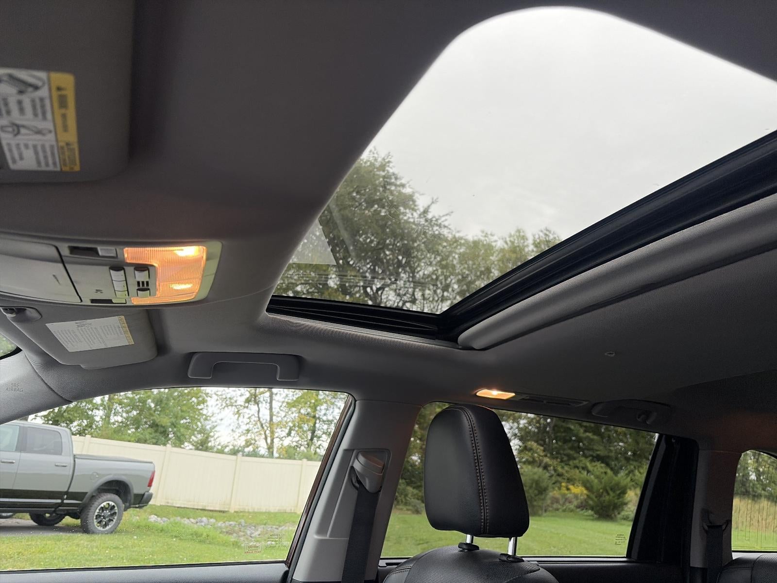 2019 Toyota Highlander Hybrid Limited V6 AWD (Natl)