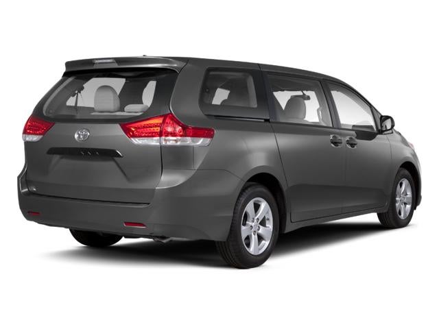 2013 Toyota Sienna 5dr 8-Pass Van V6 SE FWD (Natl)
