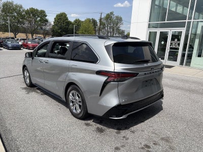 2022 Toyota Sienna XSE AWD 7-Passenger (Natl)