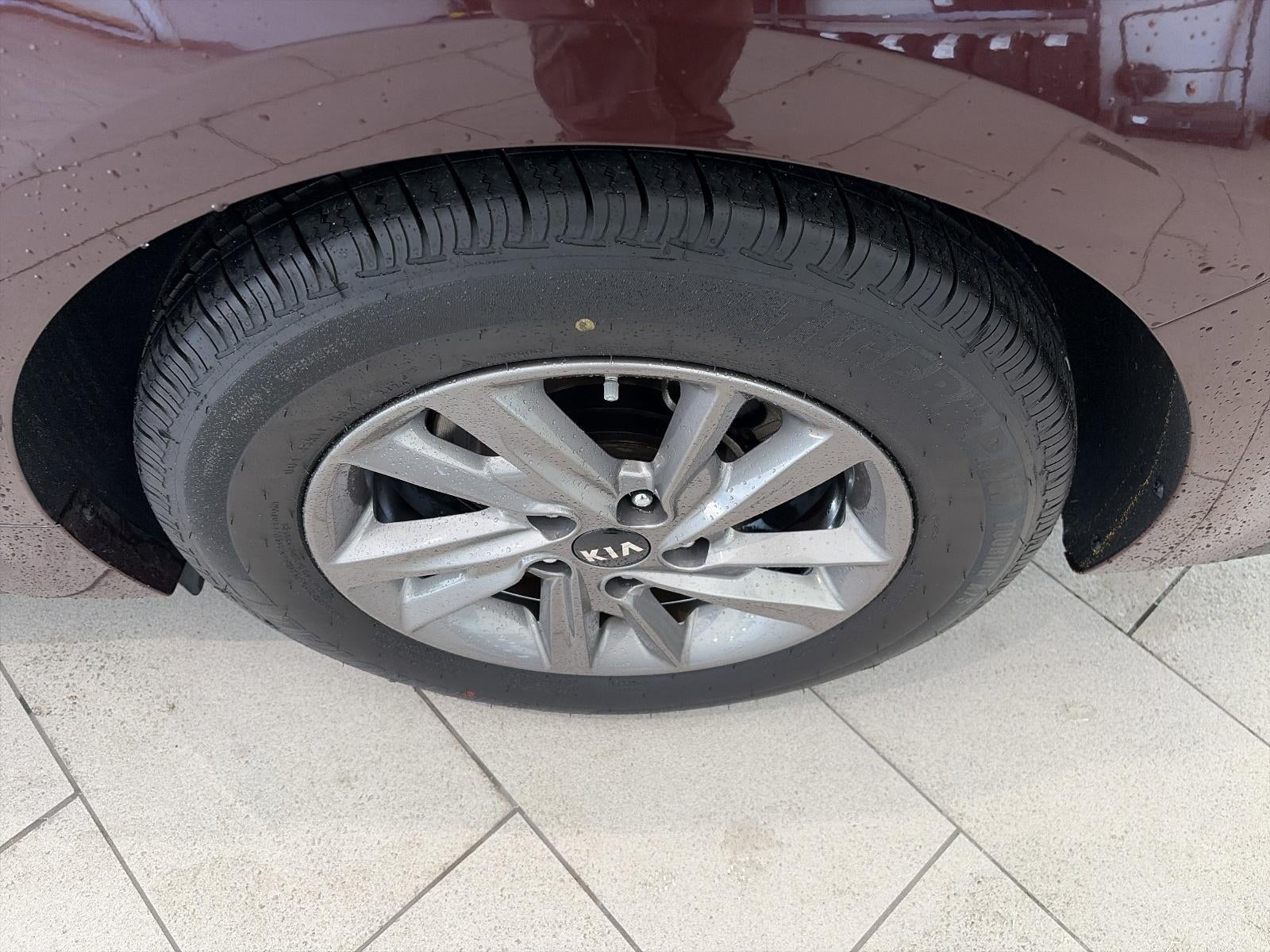 2020 Kia Optima LX Auto