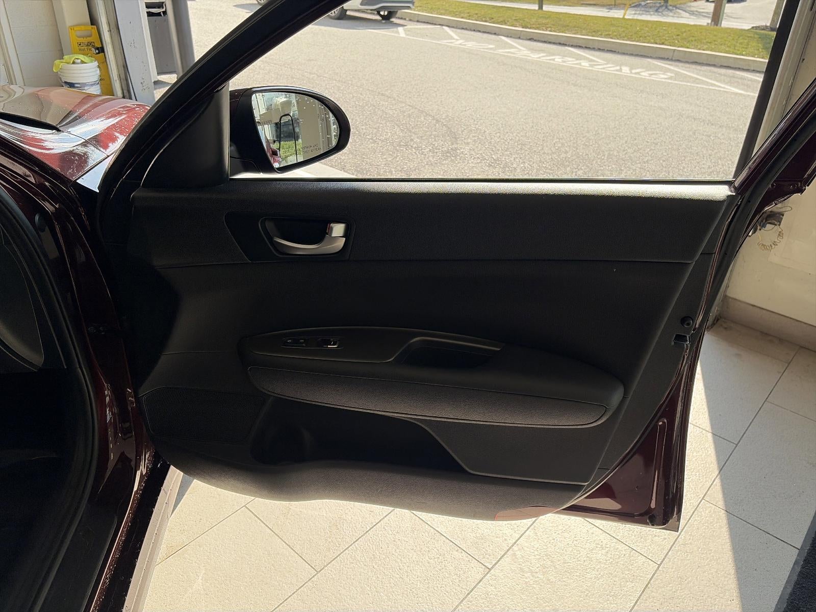 2020 Kia Optima LX Auto