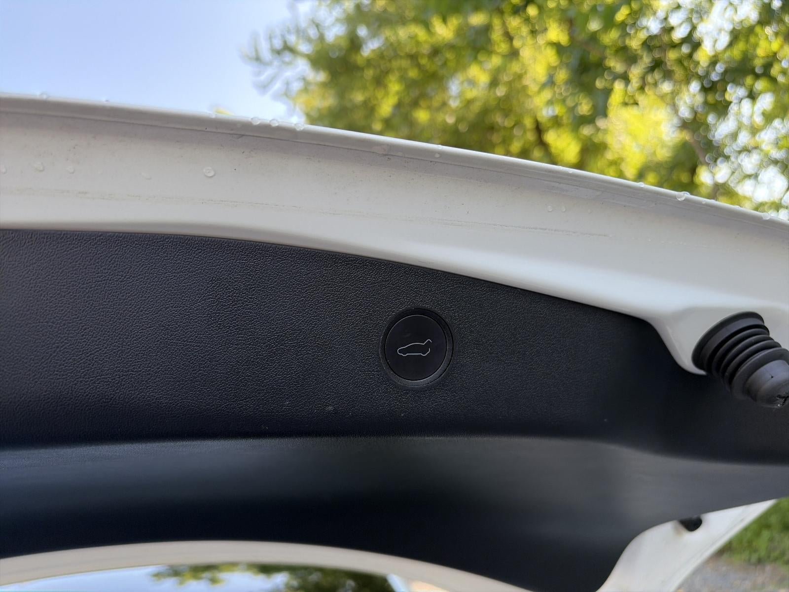 2023 Tesla Model 3 RWD