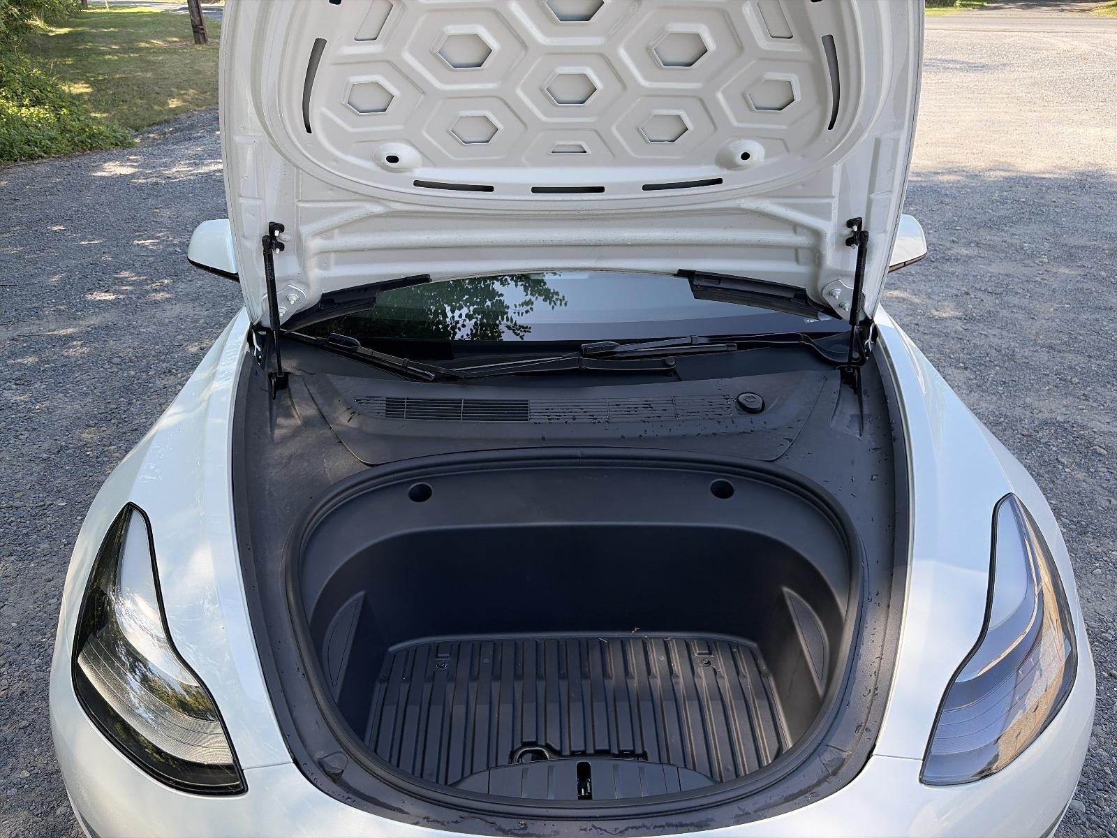 2023 Tesla Model 3 RWD