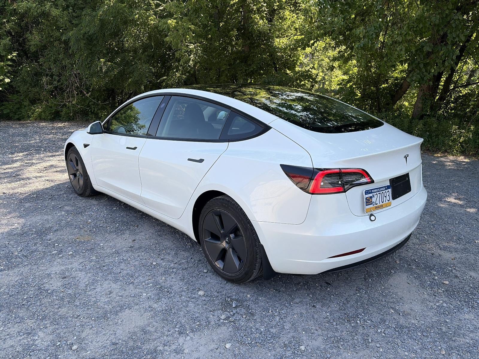 2023 Tesla Model 3 RWD