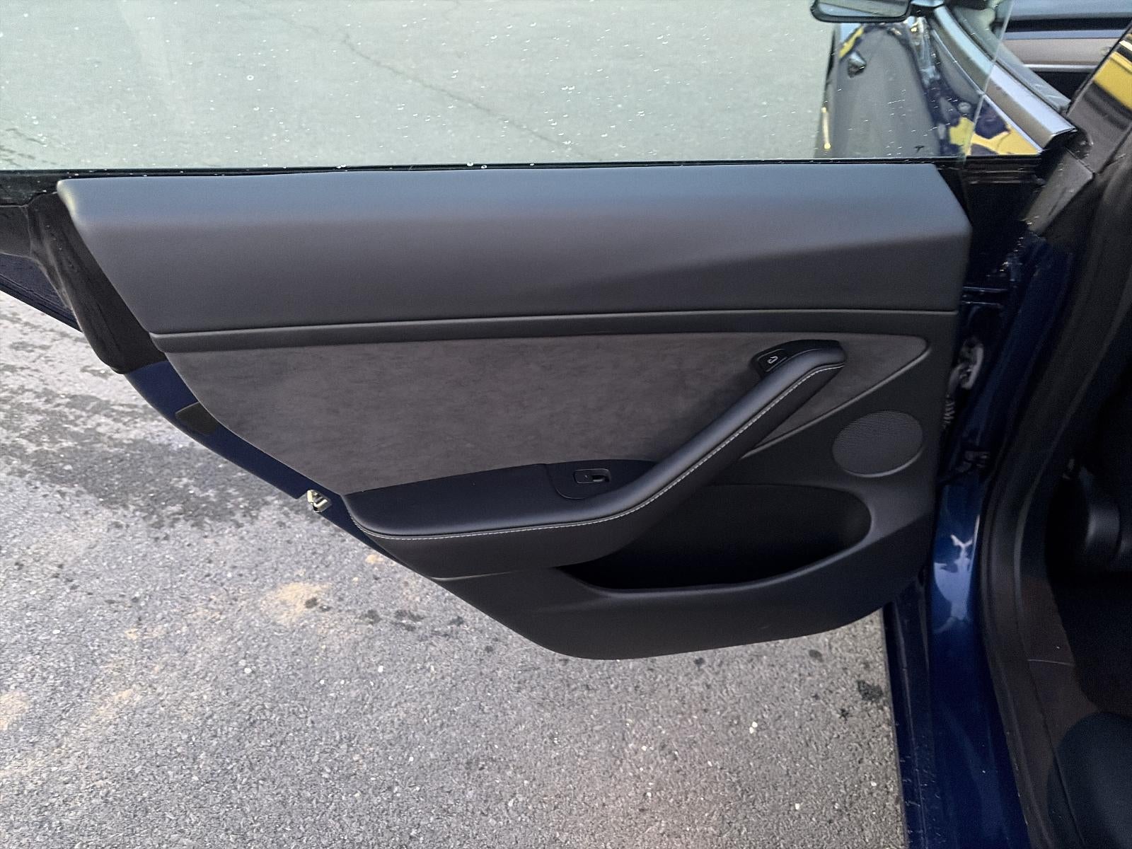 2023 Tesla Model 3 RWD
