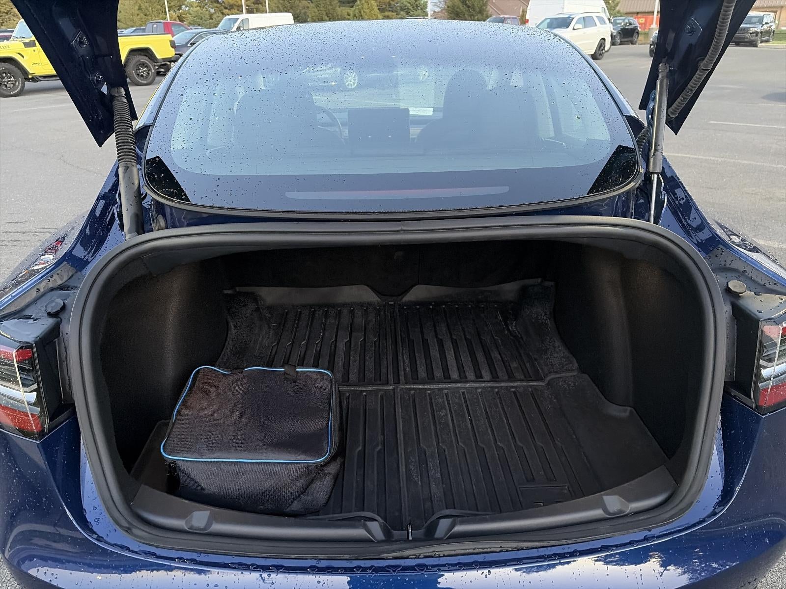 2023 Tesla Model 3 RWD