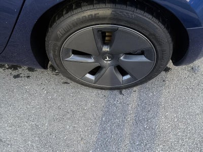 2023 Tesla Model 3 RWD