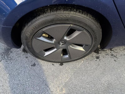 2023 Tesla Model 3 RWD