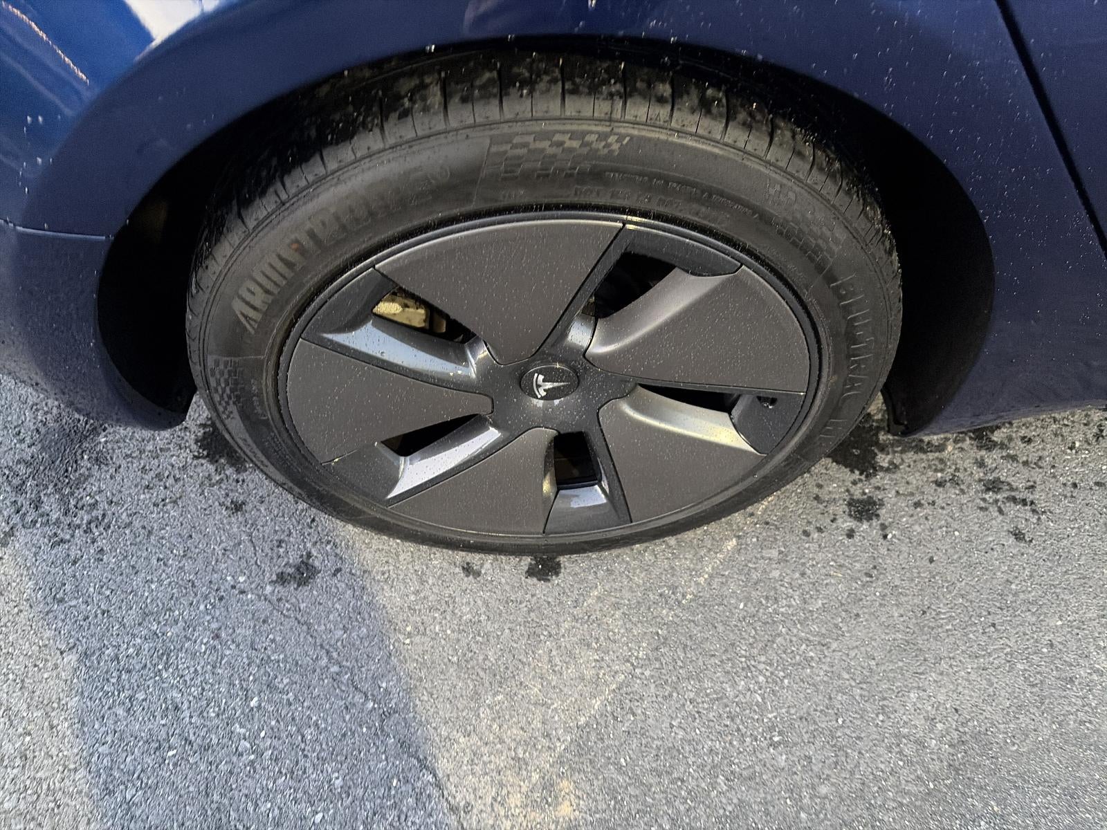 2023 Tesla Model 3 RWD