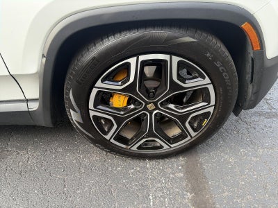 2022 Rivian R1S Launch Edition AWD