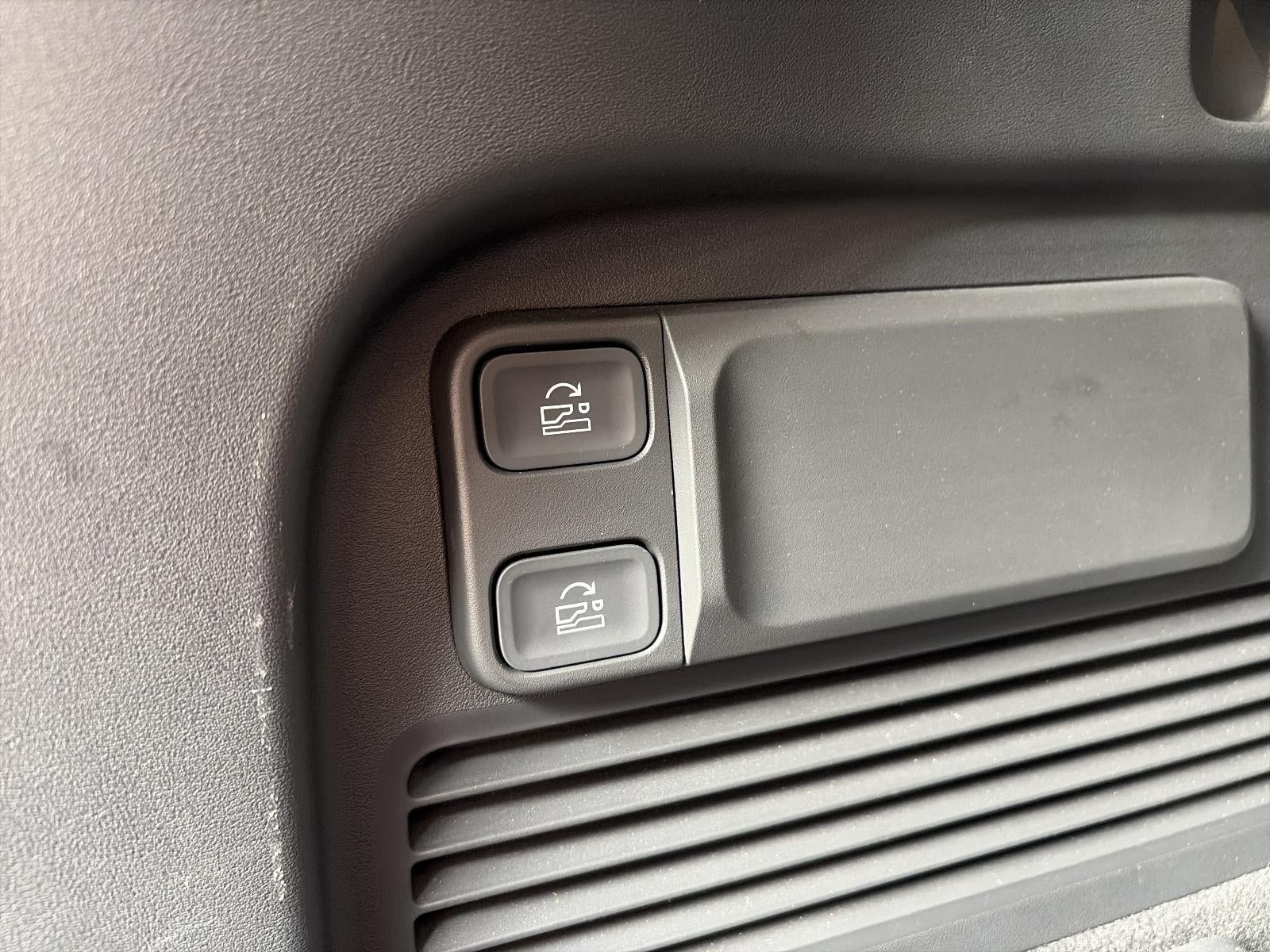 2022 Rivian R1S Launch Edition AWD