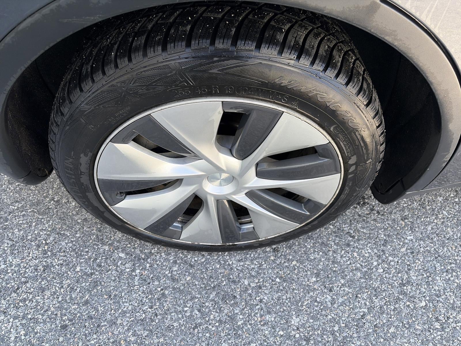 2022 Tesla Model Y Long Range AWD