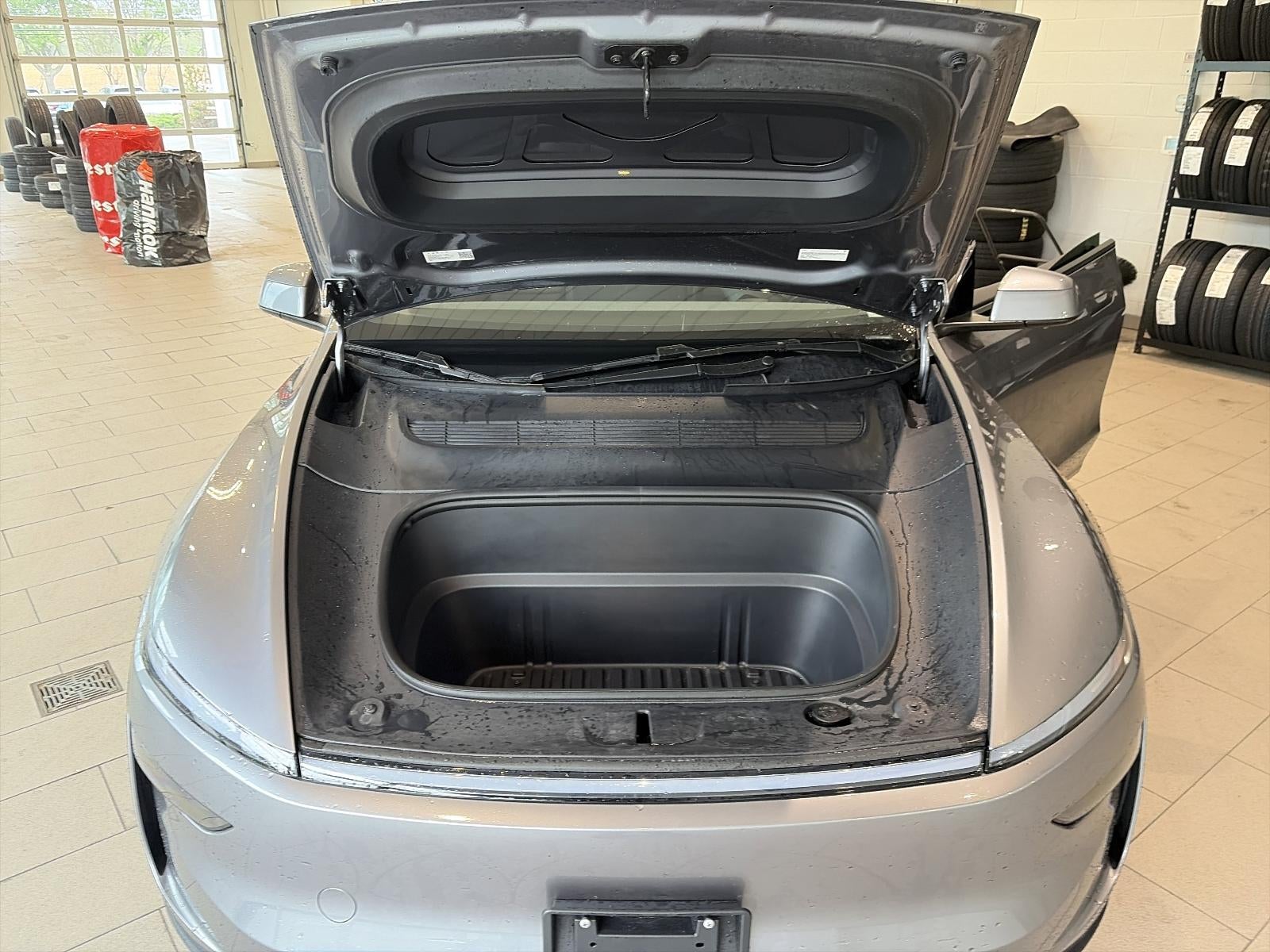 2026 Tesla Model Y RWD