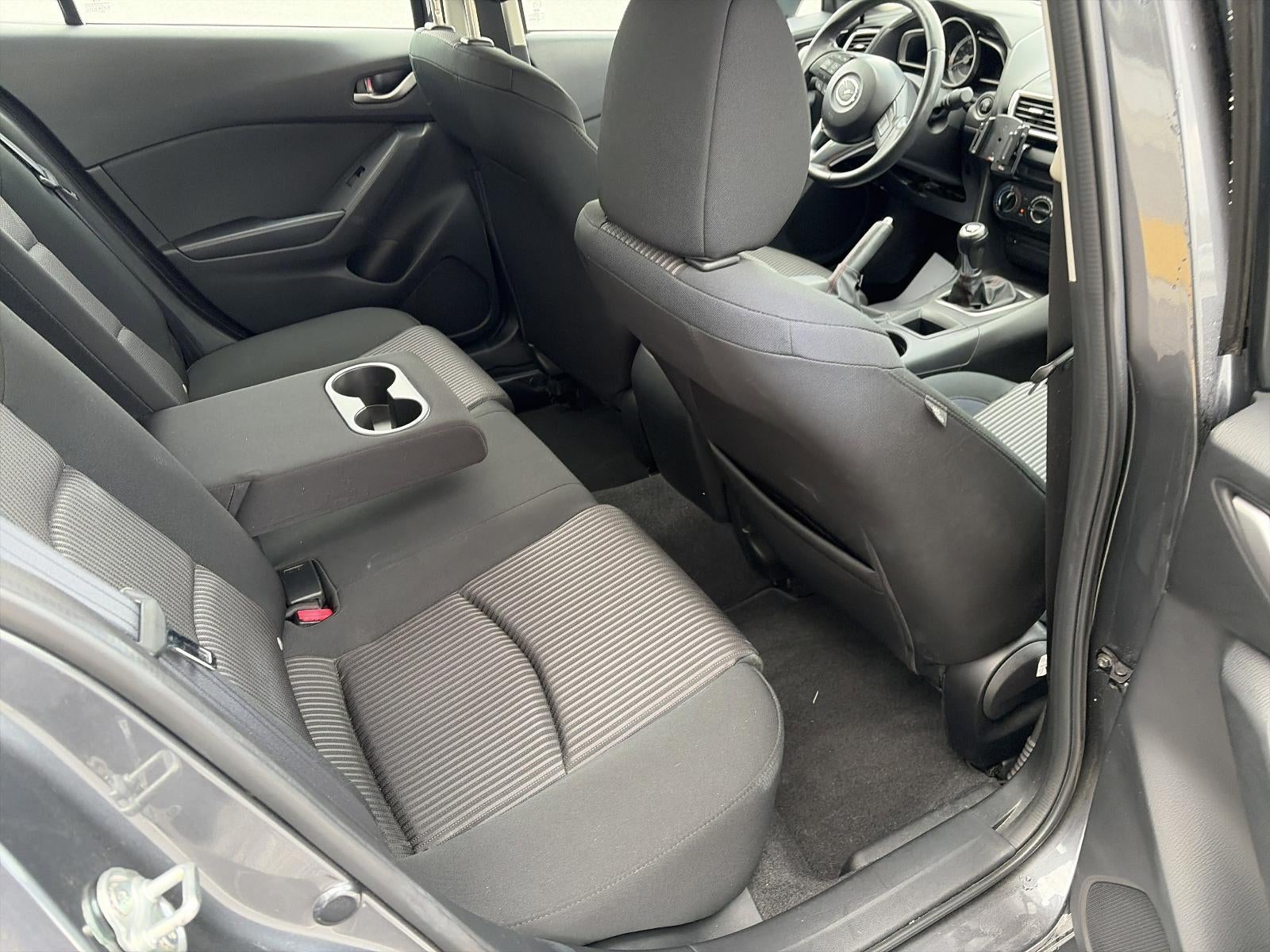 2014 Mazda Mazda3 4dr Sdn Man i Touring