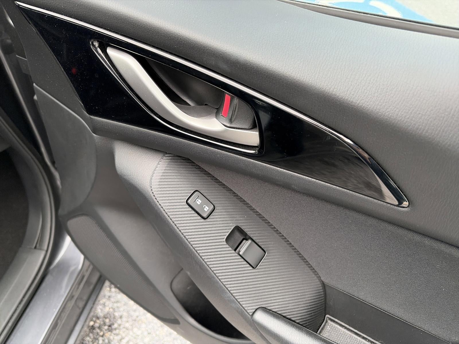 2014 Mazda Mazda3 4dr Sdn Man i Touring