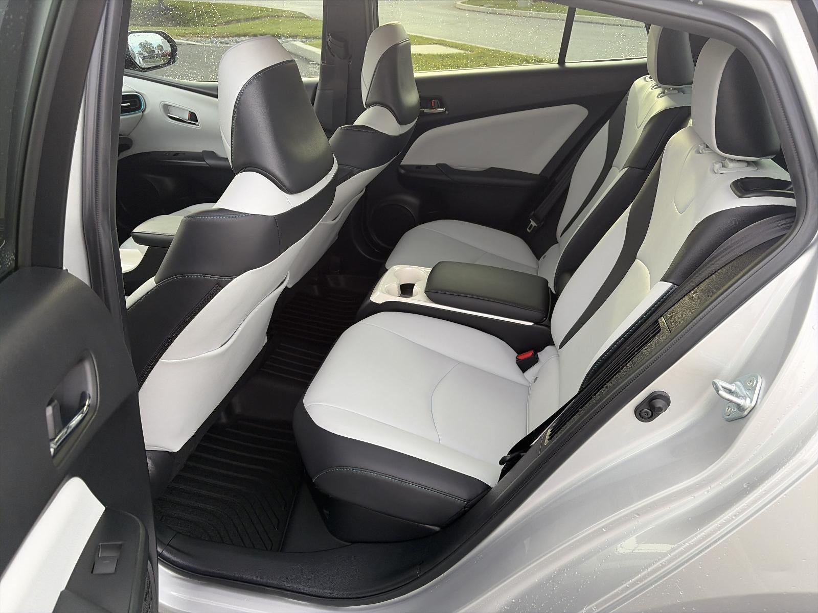 2019 Toyota Prius Prime Premium (Natl)