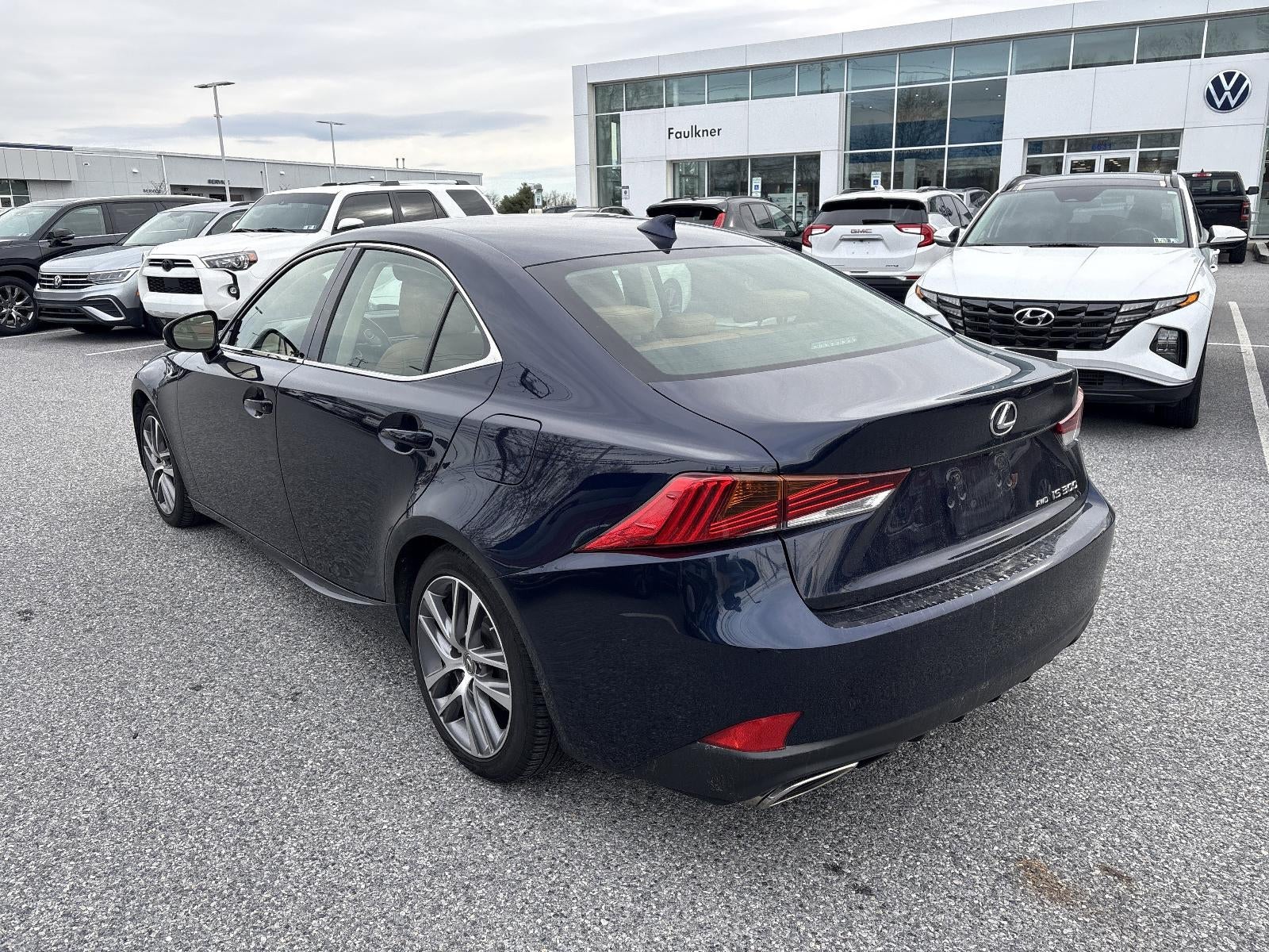 2019 Lexus IS 300 AWD
