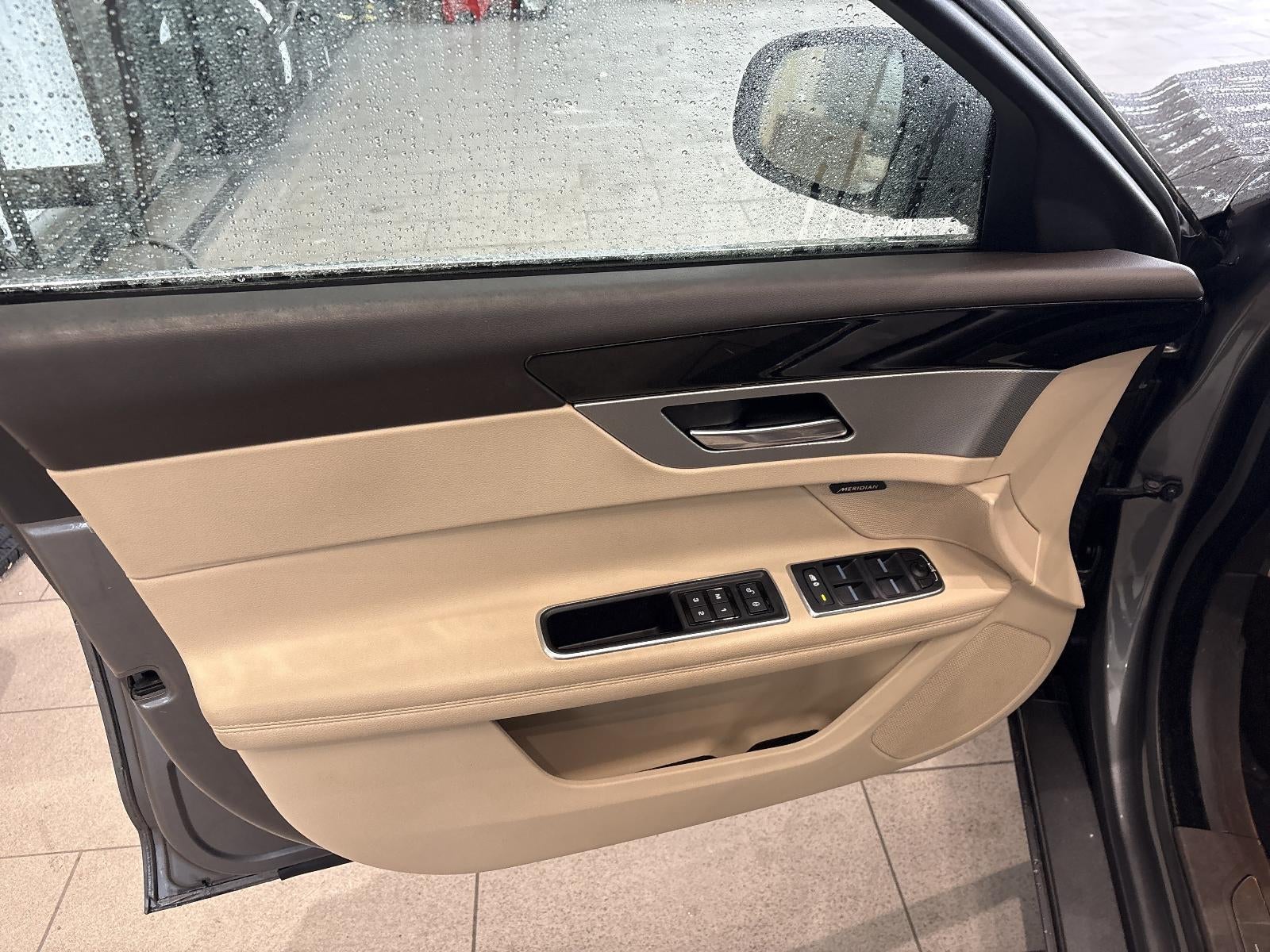 2017 Jaguar XF 35t Prestige AWD