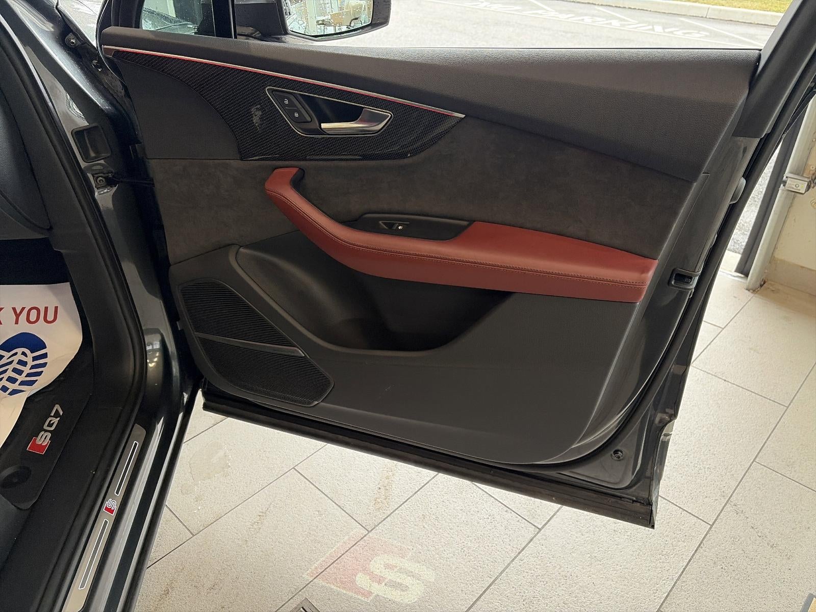 2022 Audi SQ7 Premium Plus 4.0 TFSI quattro